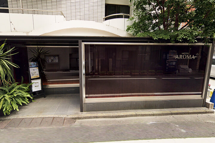 �z�e���A���}